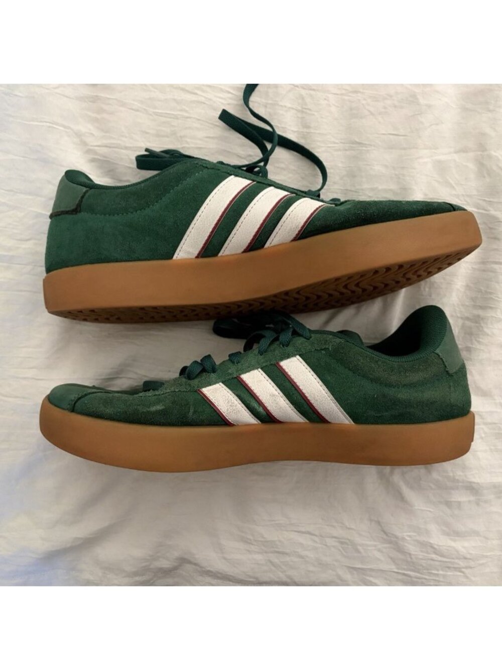 Men's Adidas Forest Green with Gum Bottom VL Court 3.0 Sneaker Size 10.5 - Picture 2 of 8